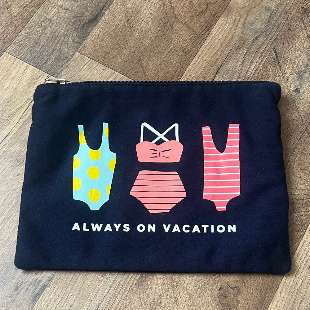 Old Navy Always On Vacation zipper bag